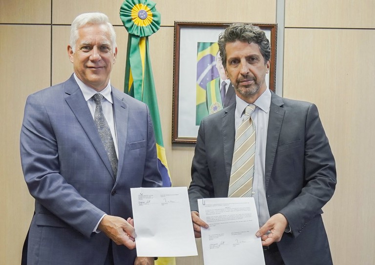 EUA e Brasil assinam memorando para combater incêndios florestais - Revista Incêndio