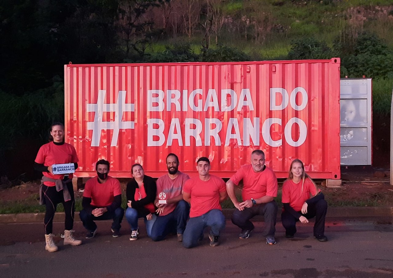 Brigada do Barranco, de Águas da Prata, é agraciado com o Prêmio Os Movimentos das Cidades - Revista Incêndio