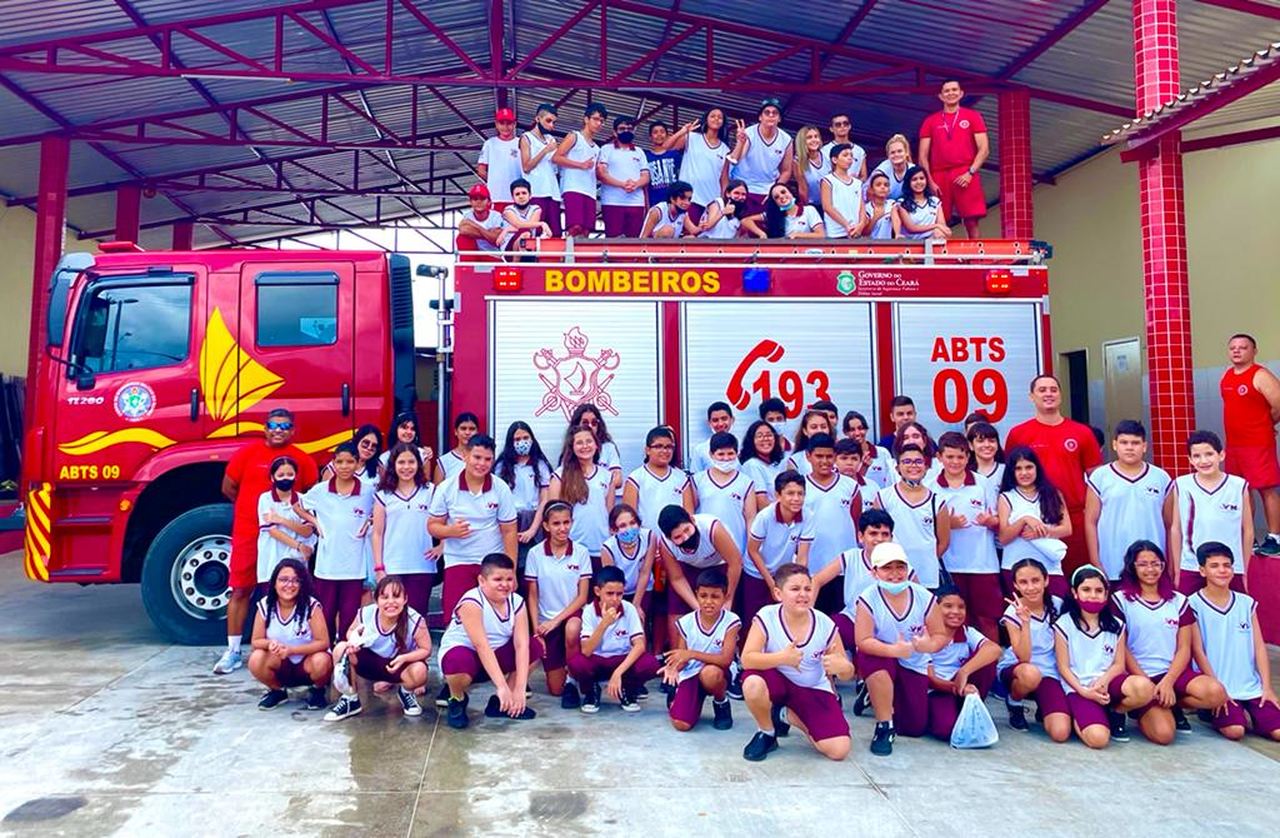 Quartéis do Corpo de Bombeiros recebem visitas de colégios em Fortaleza - Revista Incêndio