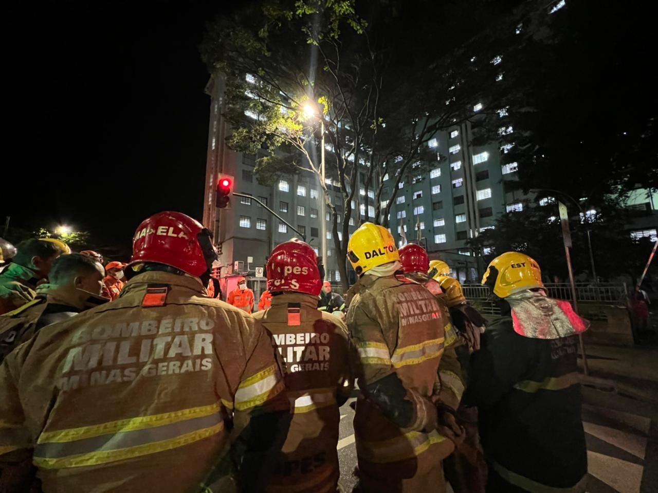 Incêndio Santa Casa Bh Ministro Da Saúde Anuncia Repasse De R 10 Milhões Caderno Incêndio 