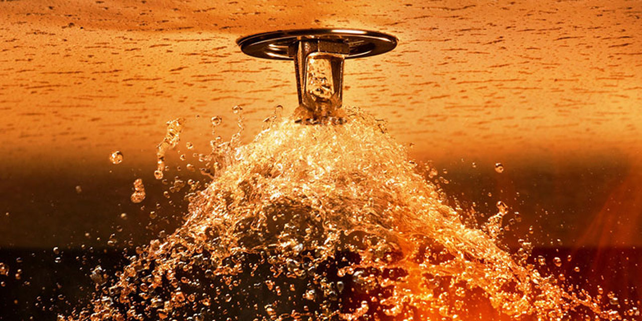 Uso do “sprinkler tampão” expõe ao risco a vida das pessoas e a saúde das construções - Revista Incêndio