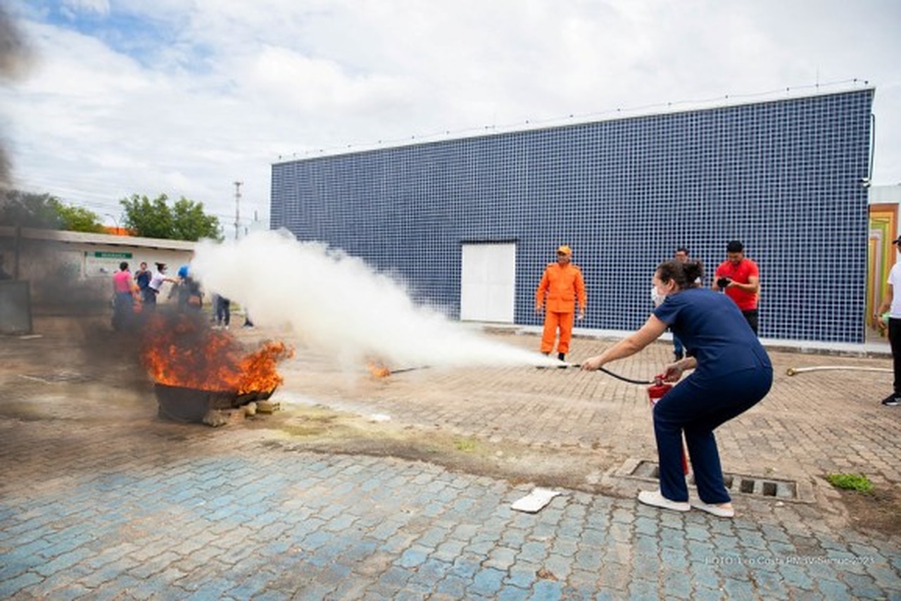 Brigadas de incêndio nos hospitais também salvam vidas - Revista Incêndio