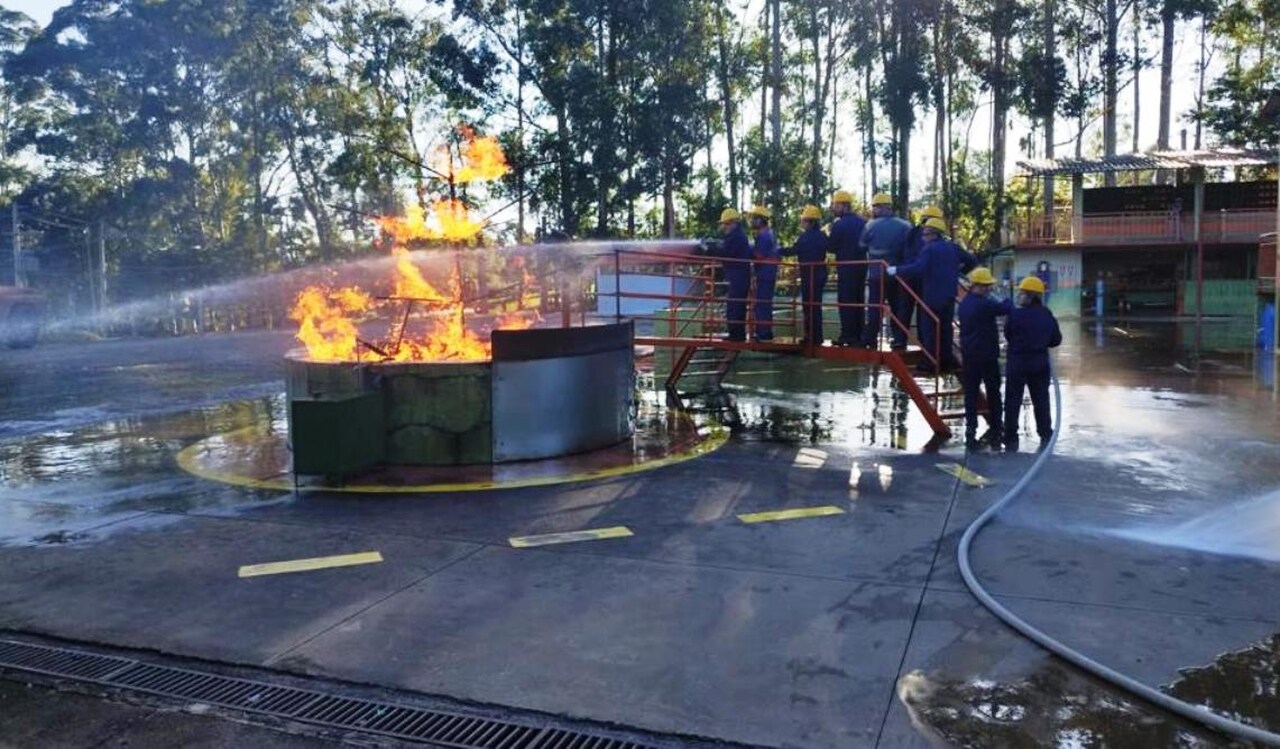 Concessionária de água e esgoto de Sorocaba promove curso de brigada de incêndio - Revista Incêndio