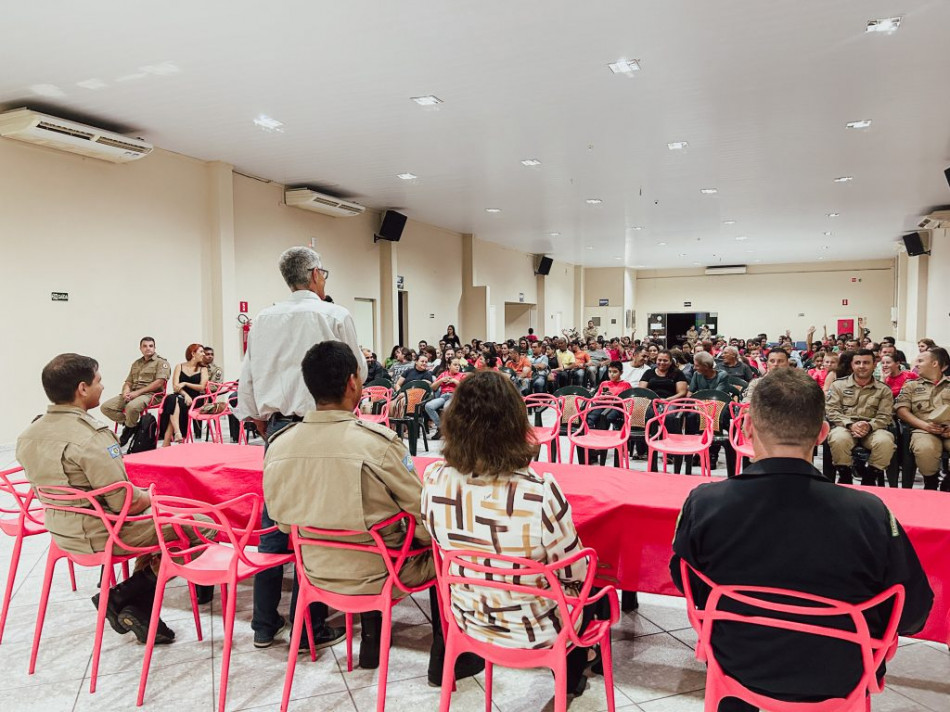 Aula Inaugural do Projeto Social Bombeiro do Futuro é realizada em Alta Floresta, MT - Revista Incêndio