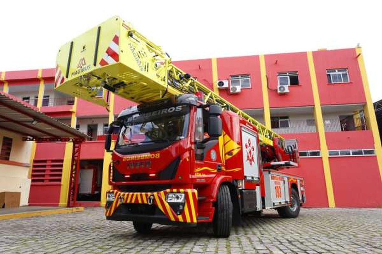 Equipamentos de ponta auxiliam bombeiros nas ocorrências - Revista Incêndio